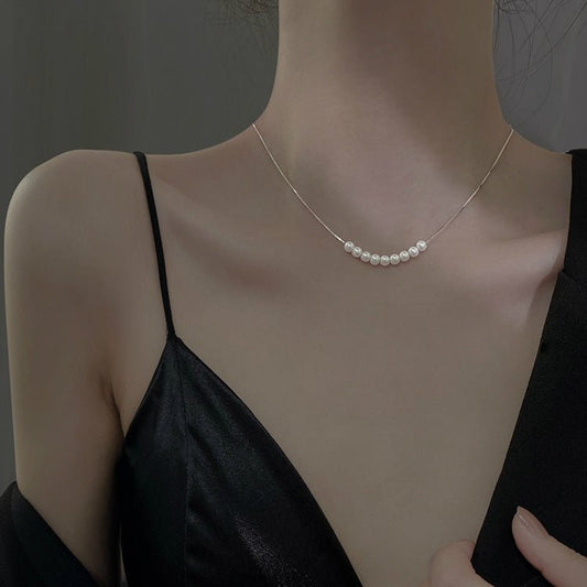 Pearl Clavicle Necklace - Minimal Marks