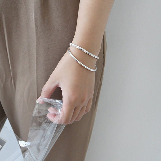 Classic Circle Bangle - Minimal Marks
