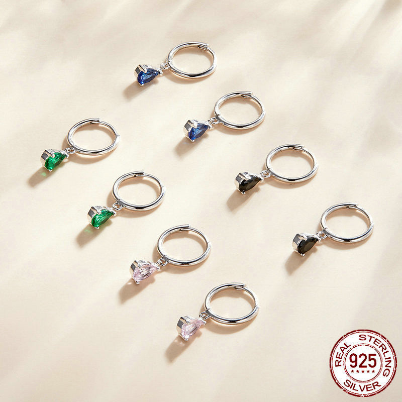 Modische Tropfenohrringe