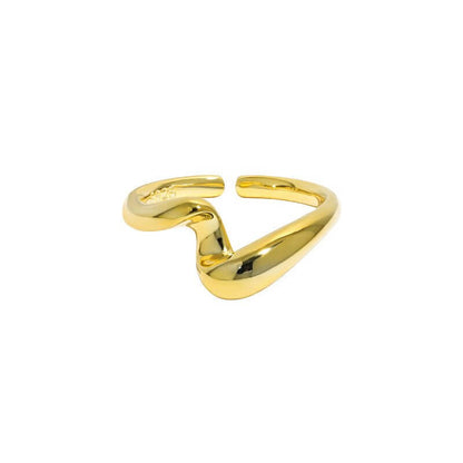 Minimalist Wave Twist Ring - Minimal Marks