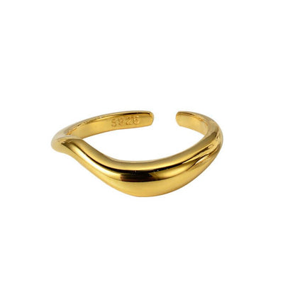 Simple Wave Ring - Minimal Marks