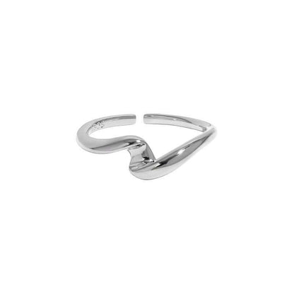 Minimalist Wave Twist Ring - Minimal Marks